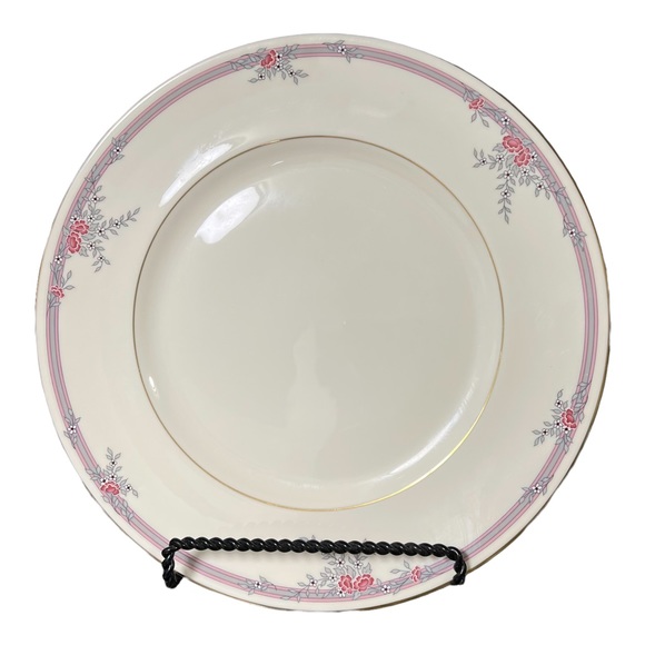 Royal Doulton Providence Fine Bone China English Dinner Plate. - Picture 1 of 12